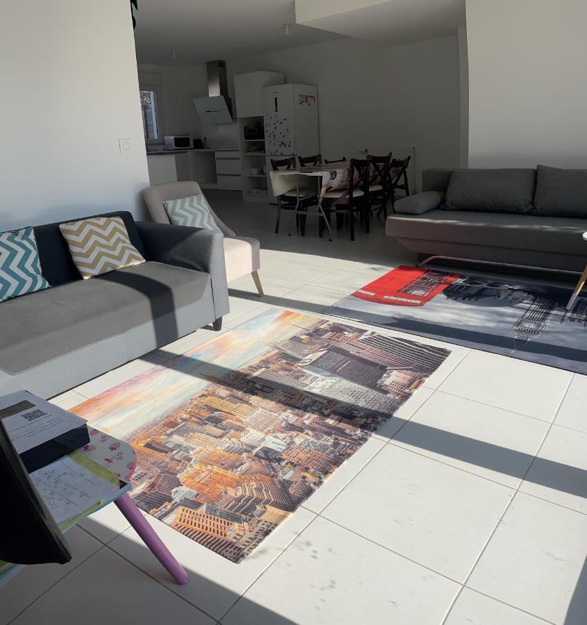Duplex Neuf 90 M2 - 3 Chambres, Avec Jardin A Sartrouville Bagian luar foto